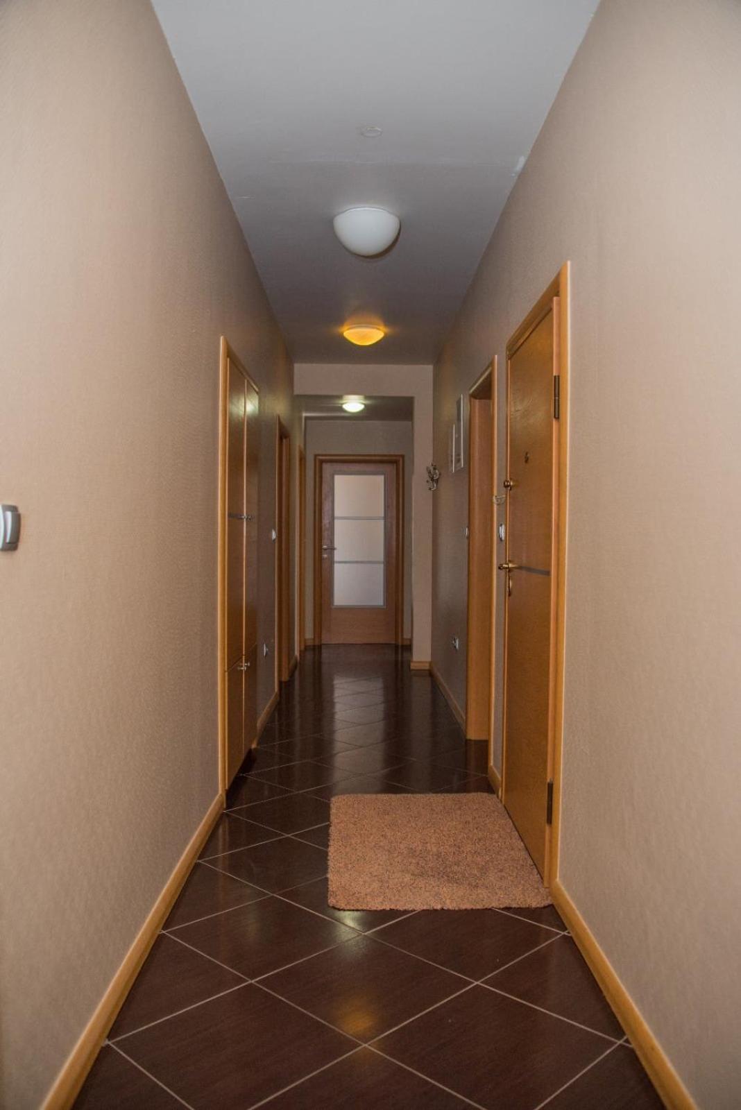 Hotel Barbaric Меджугорье Экстерьер фото