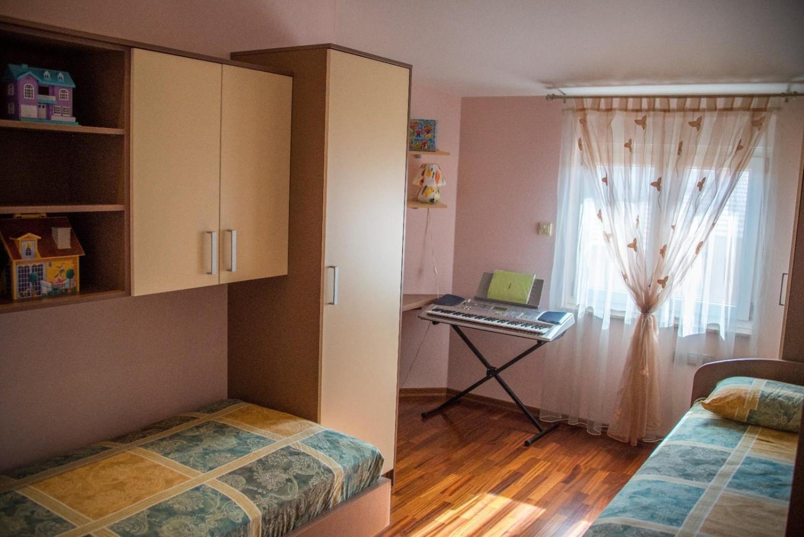 Hotel Barbaric Меджугорье Экстерьер фото